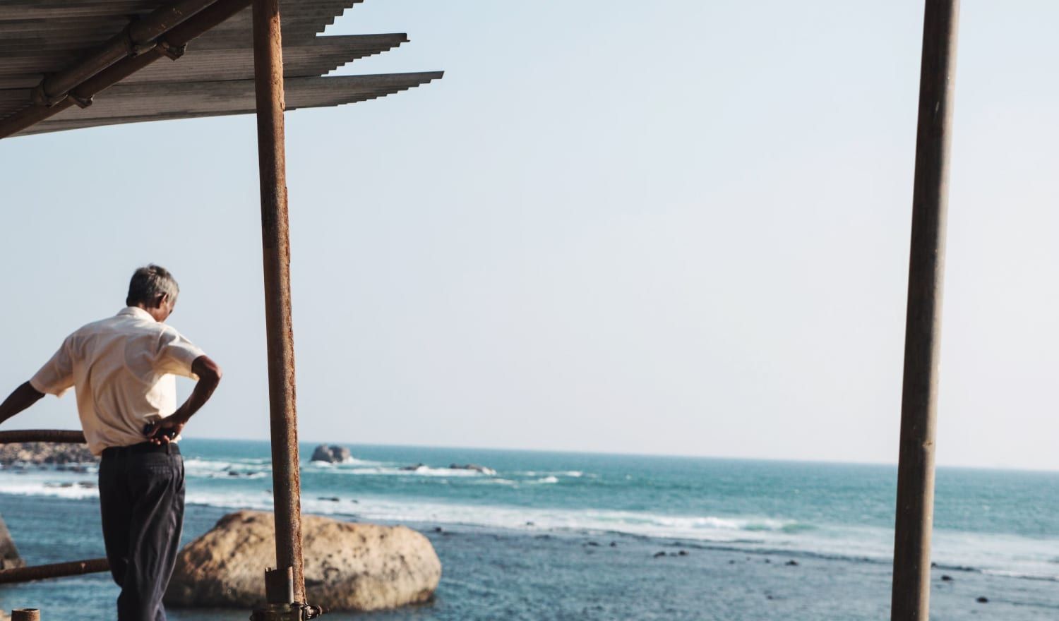 Picturesque coastline of Galle.