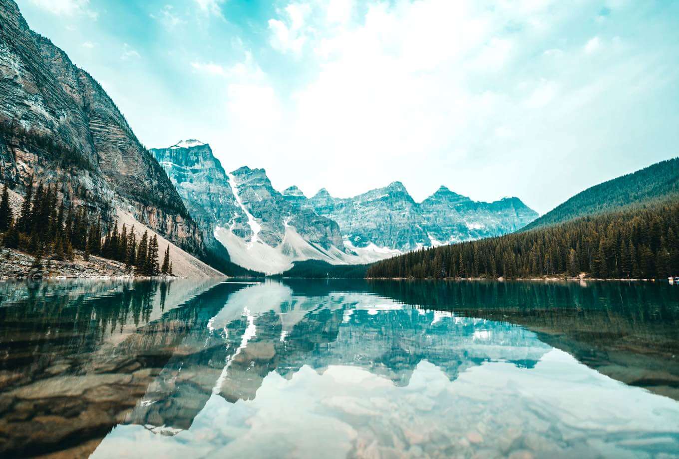 Reflections glistening over Moraine Lake in Banff